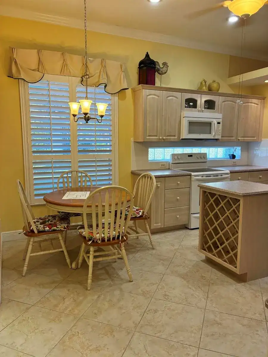 646 Venetto Court, Port St. Lucie FL 34986 photo 5