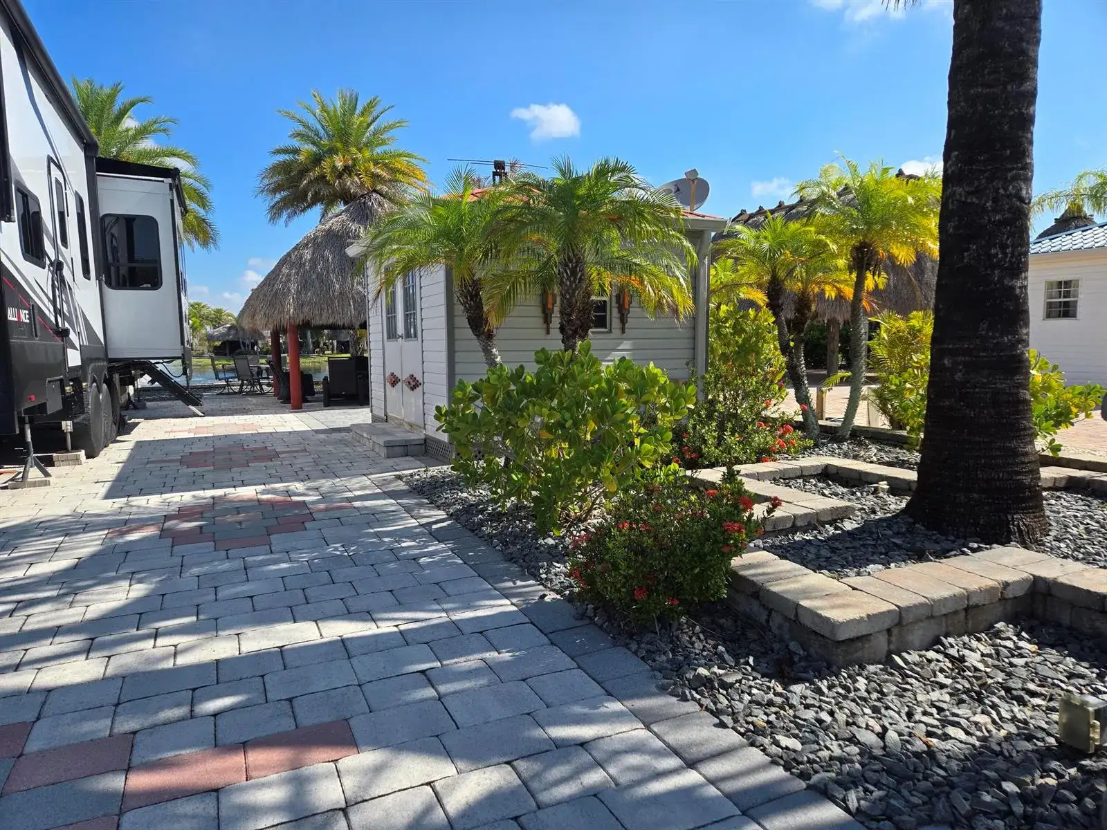 609 SW 42nd Cove, Okeechobee FL 34974 photo 3