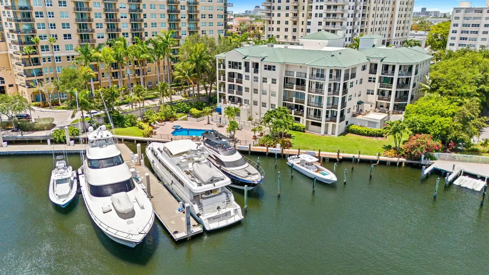 1050 Seminole Drive, Fort Lauderdale FL 33304 photo 2