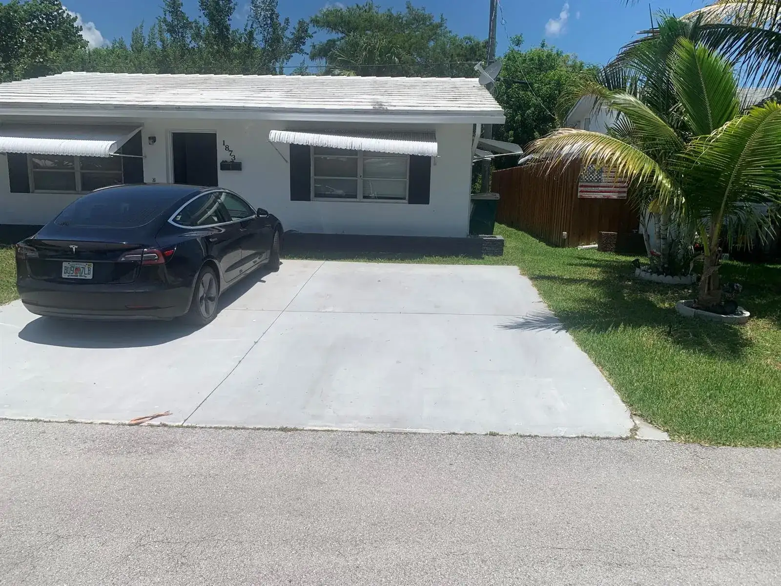 1873 NW 46th Street, Tamarac FL 33309 photo 2
