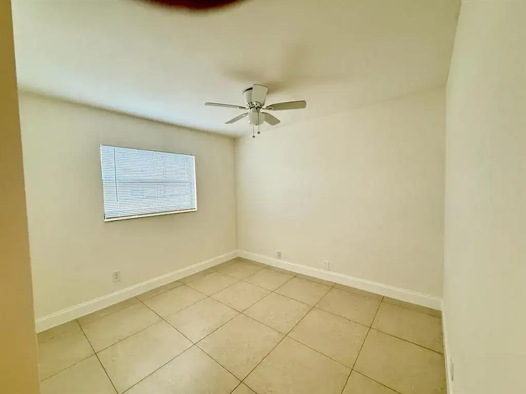 601 NE 29th Drive # 16, Wilton Manors FL 33334 photo 3