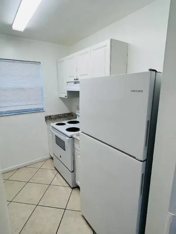 510 24th Avenue N # 401, FL 33460 photo 5