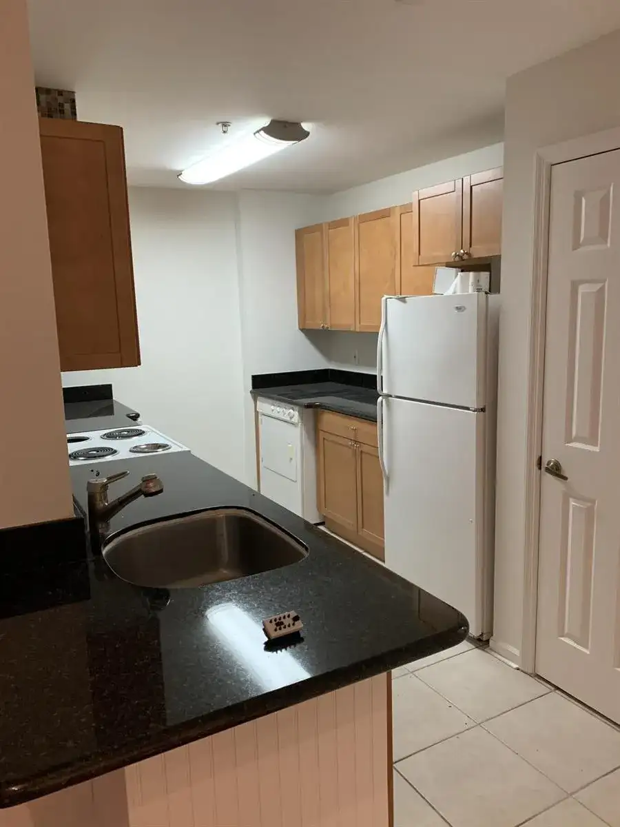 2080 Greenview Shores Boulevard # 404, Wellington FL 33414 photo 3