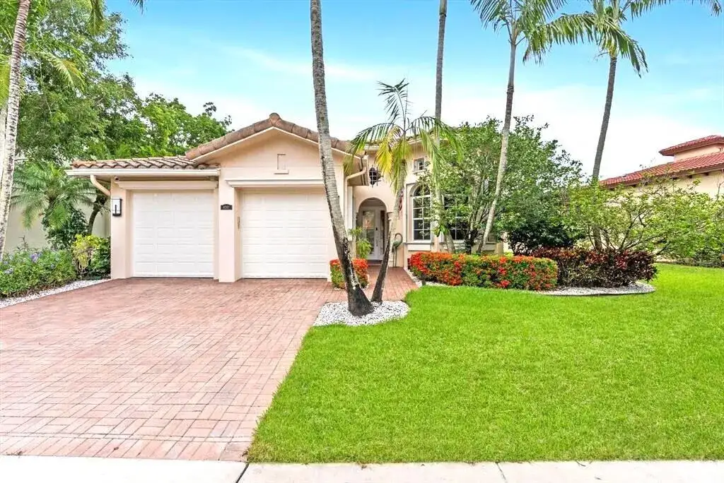 8247 NW 107th Terrace, Parkland FL 33076 photo 2
