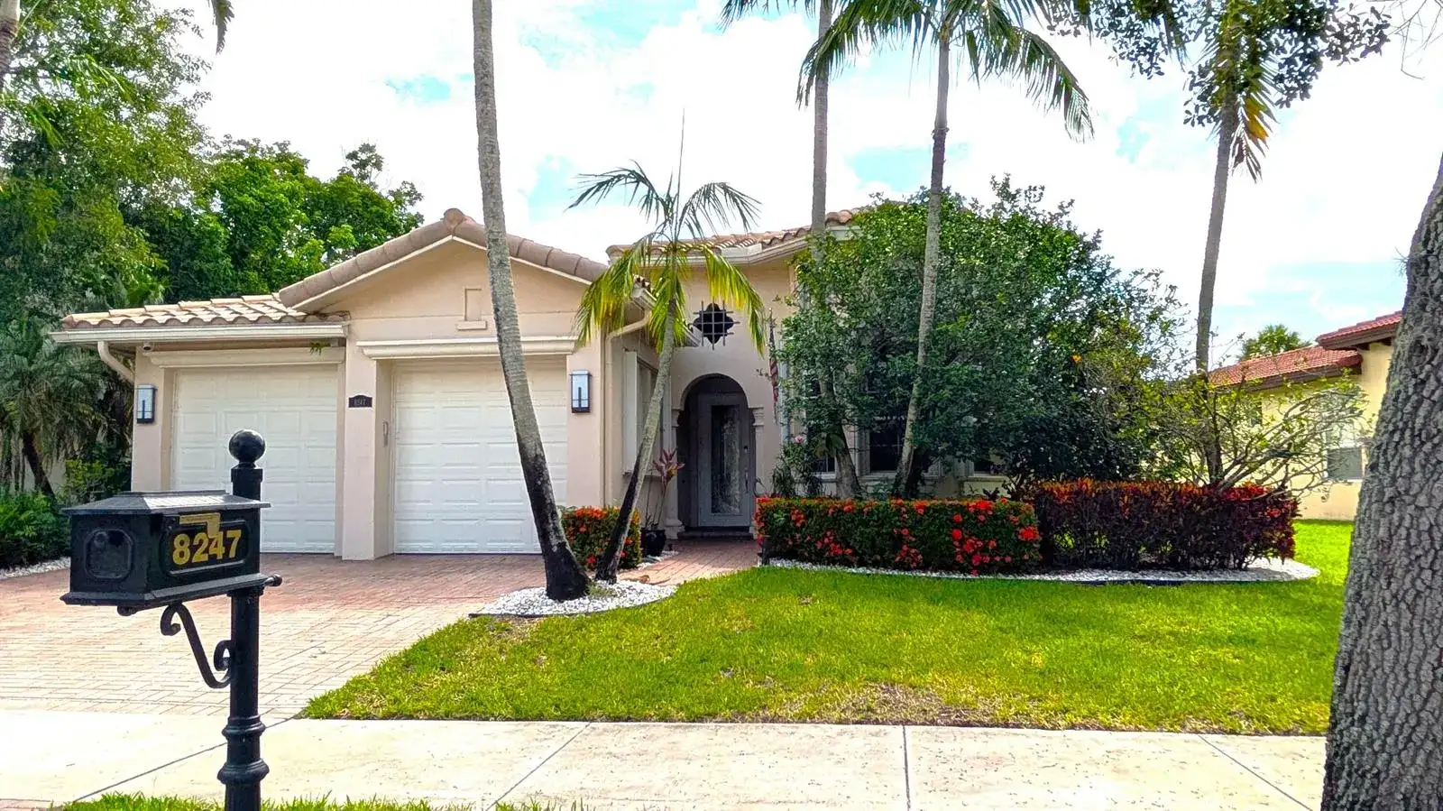 8247 NW 107th Terrace, Parkland FL 33076 photo 3