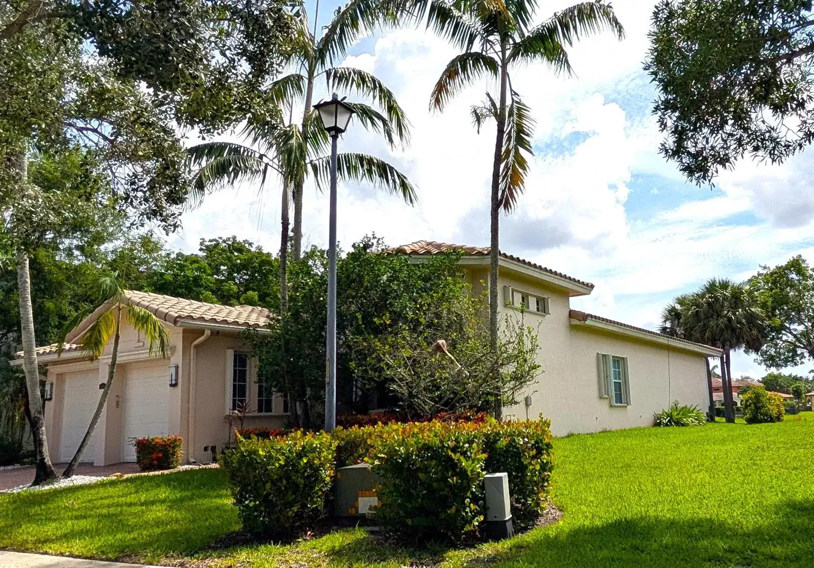 8247 NW 107th Terrace, Parkland FL 33076 photo 4