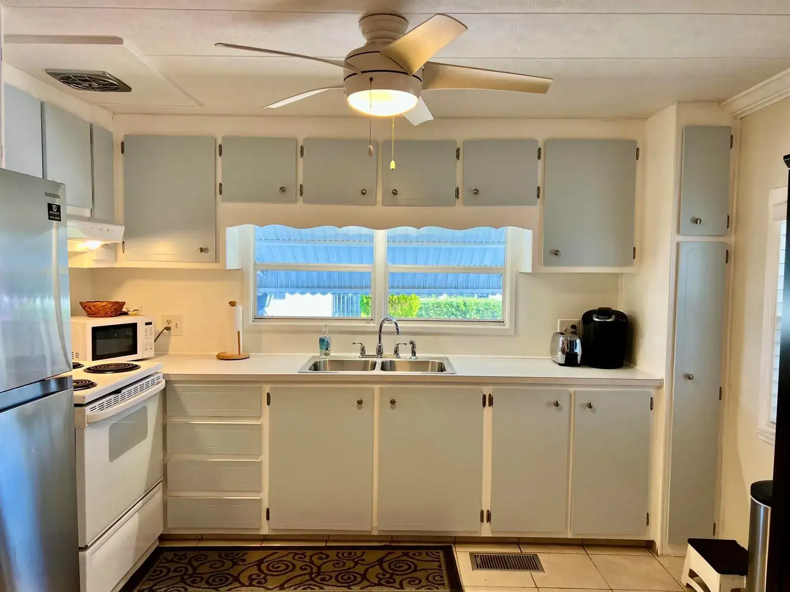 1552 S 33rd Road, Hollywood FL 33021 photo 2