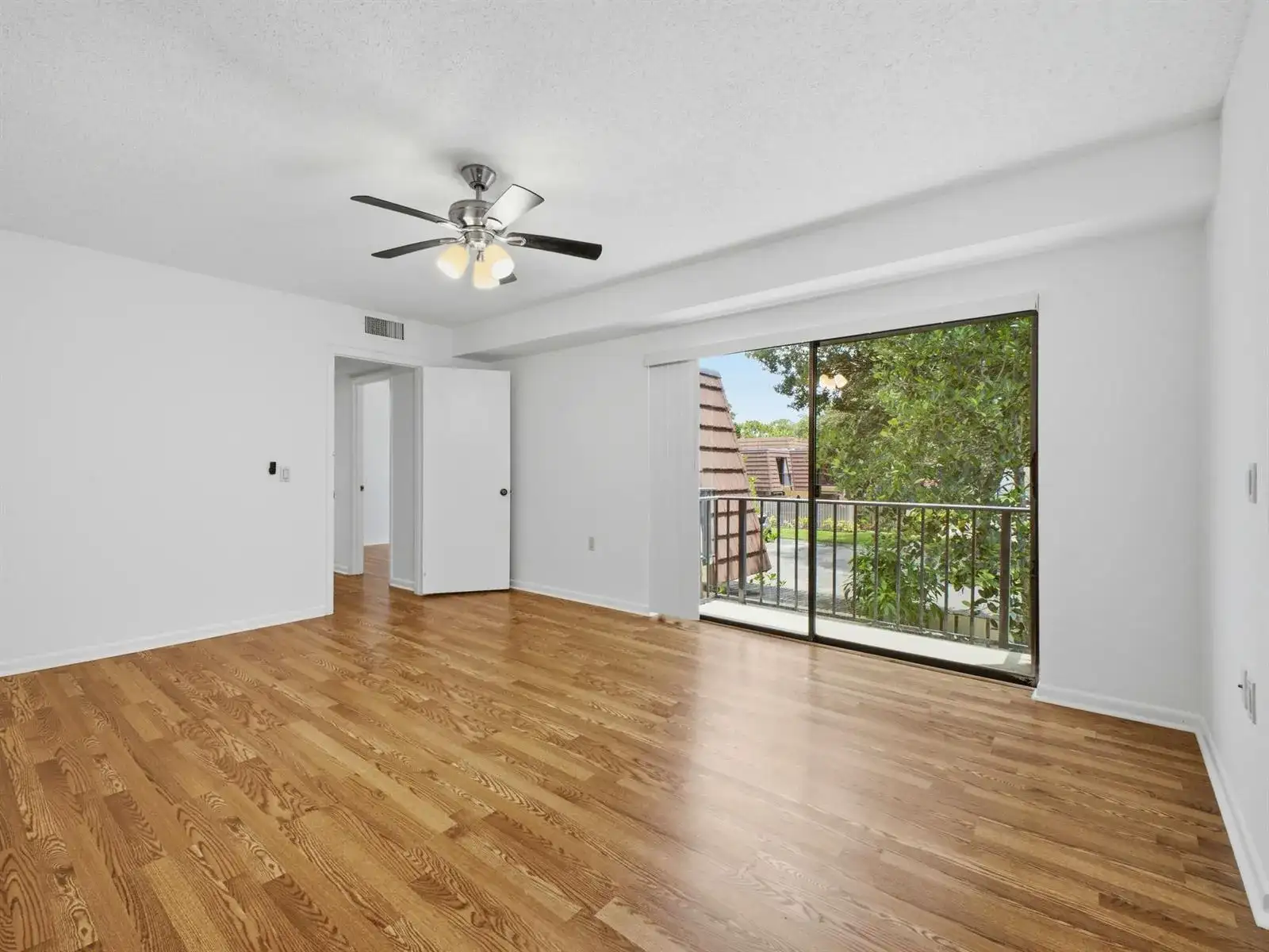 2213 22nd Lane, Palm Beach Gardens FL 33418 photo 3
