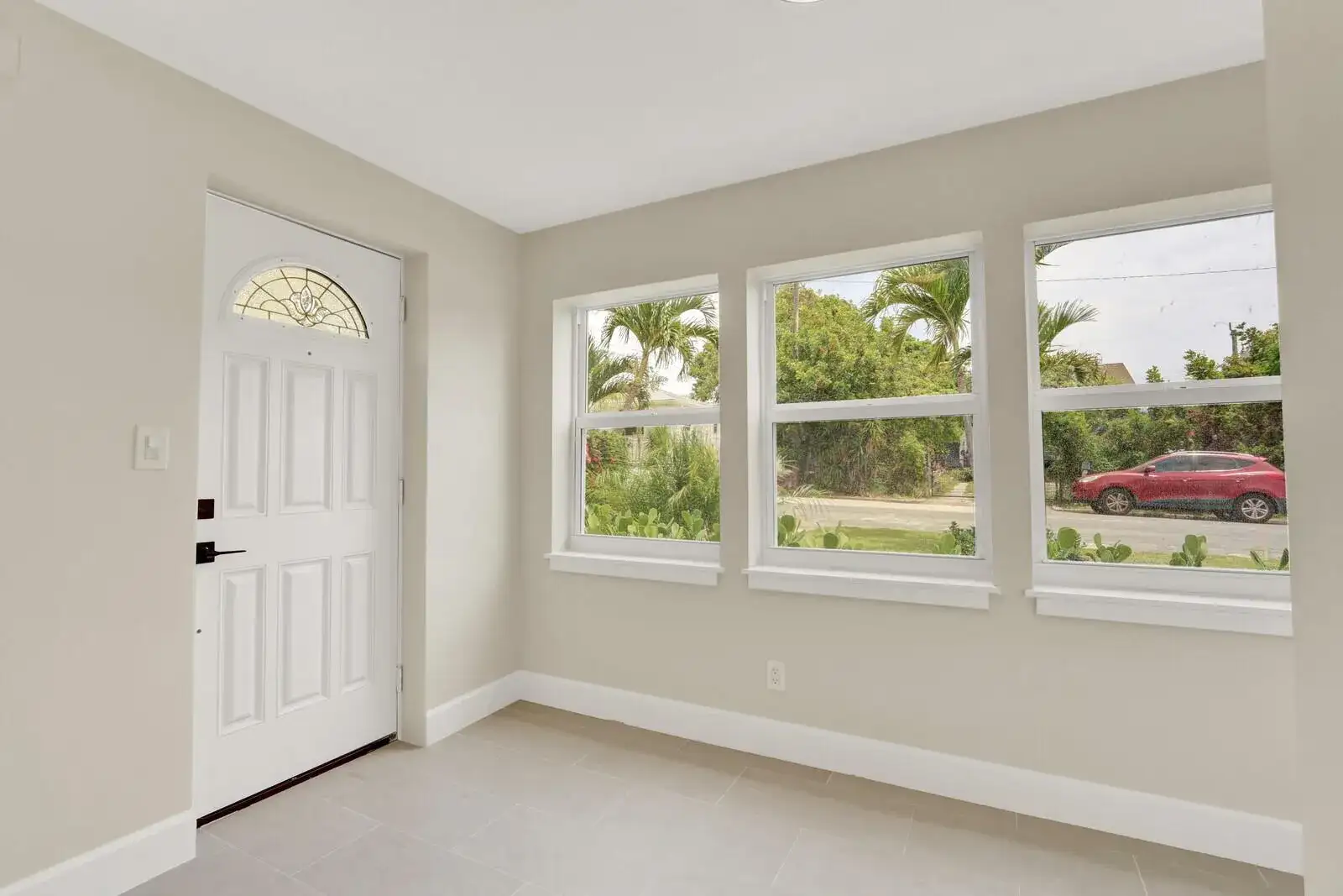 842 Selkirk Street, West Palm Beach FL 33405 photo 5