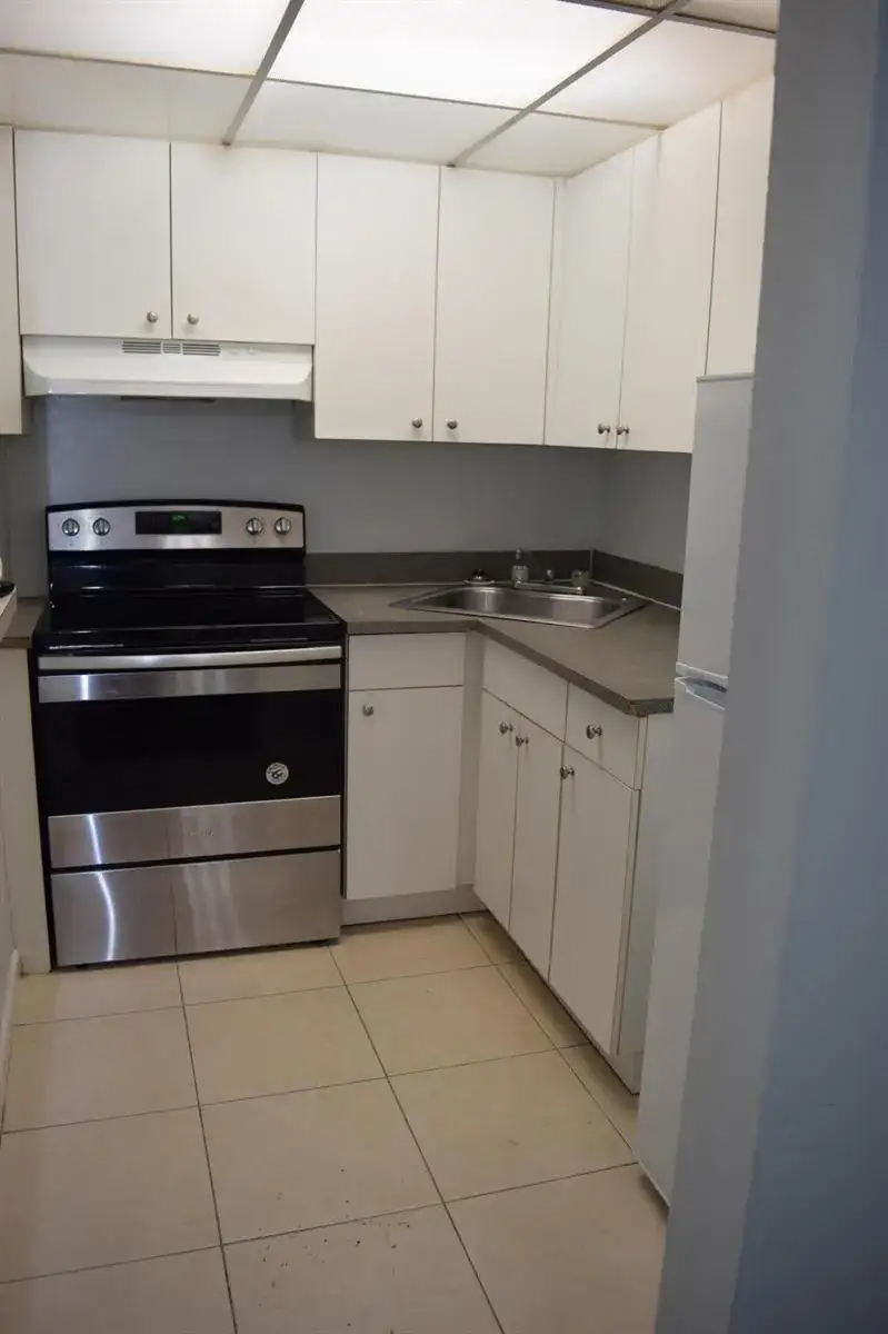 151 SE 6th Avenue # 14, Pompano Beach FL 33060 photo 3