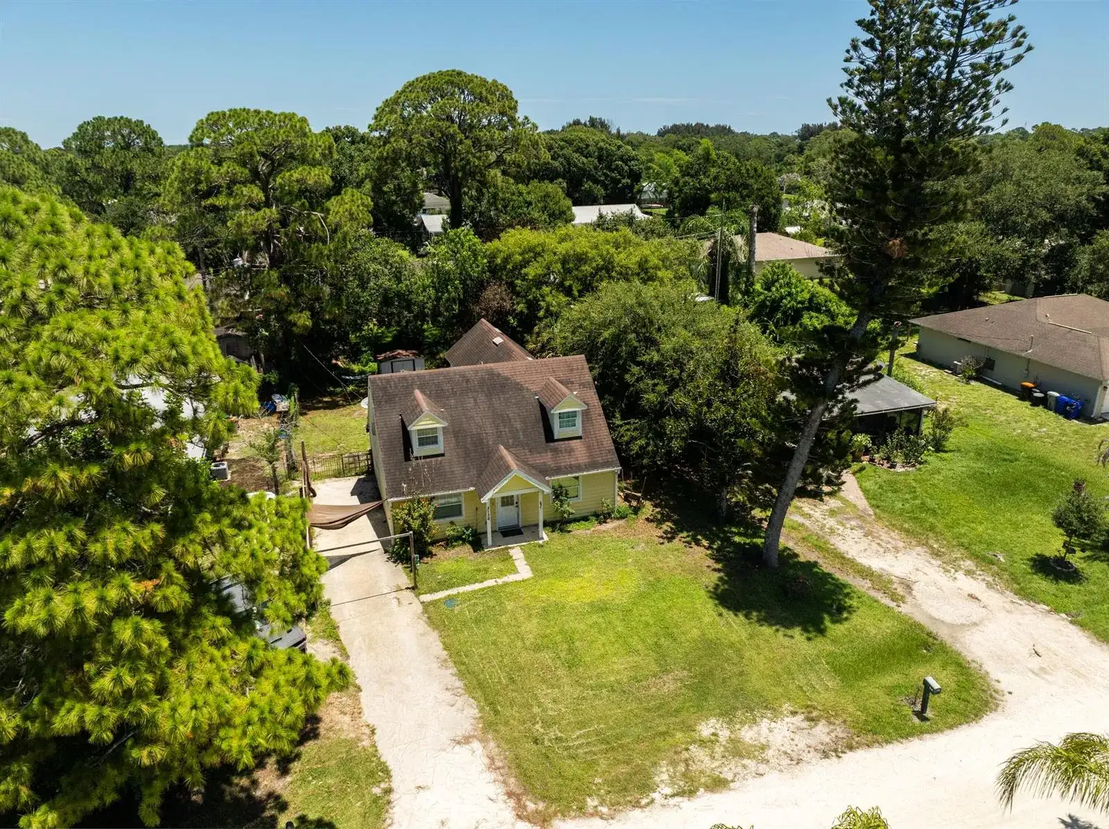 3136 2nd Street, Vero Beach FL 32968 photo 2