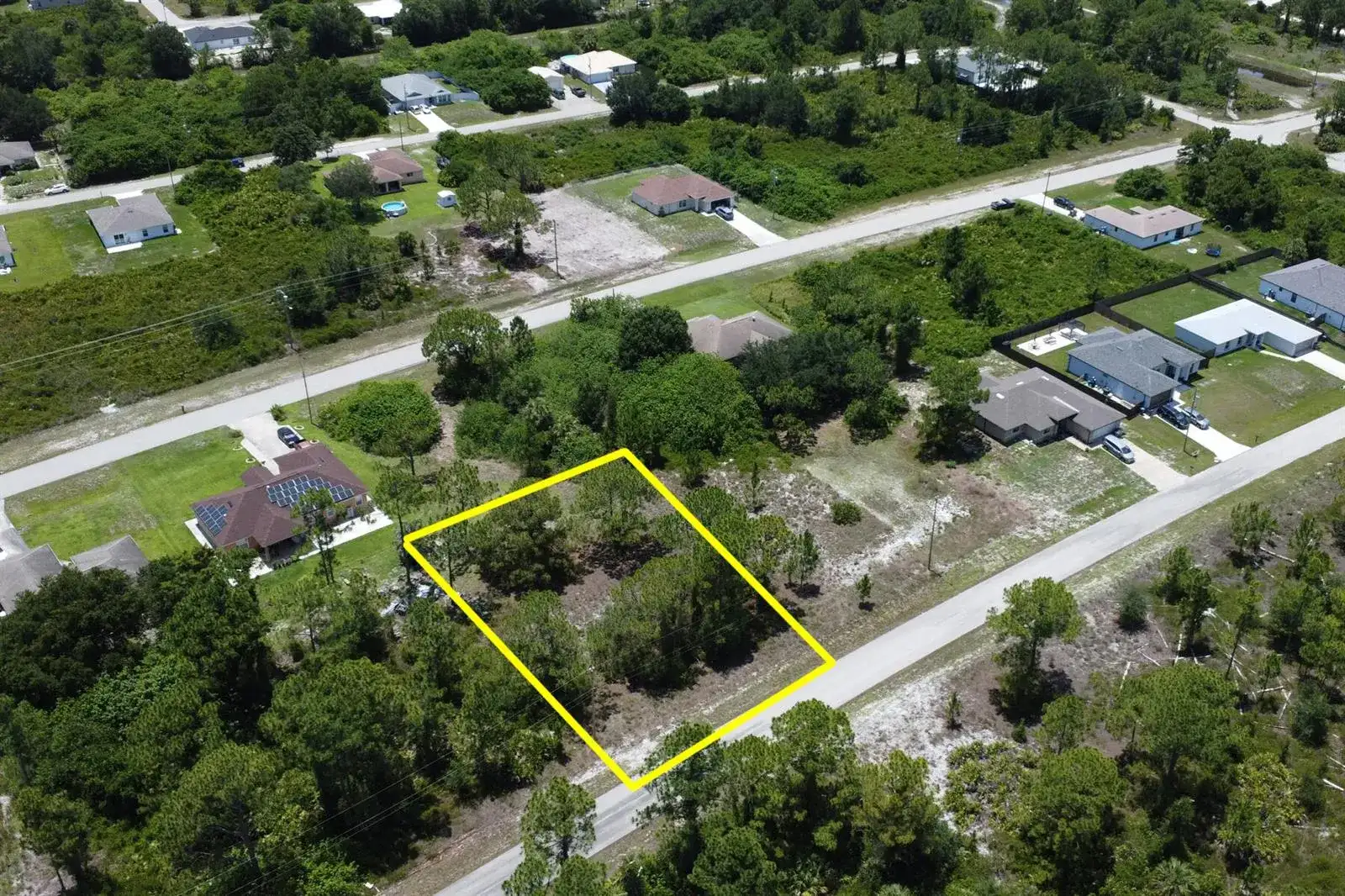 518 Cottonwood Avenue S, Lehigh Acres FL 33974 photo 3