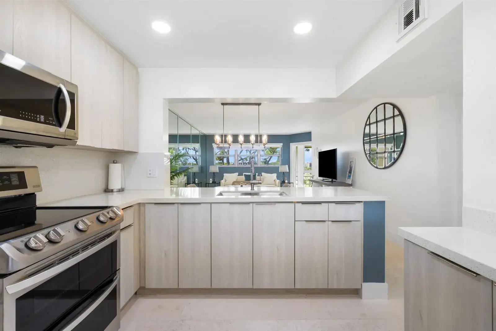 3654 Via Poinciana # 603, Lake Worth FL 33467 photo 2