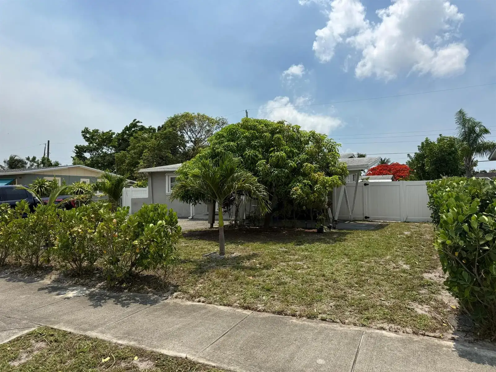 4161 NW 11th, Oakland Park FL 33309 photo 2