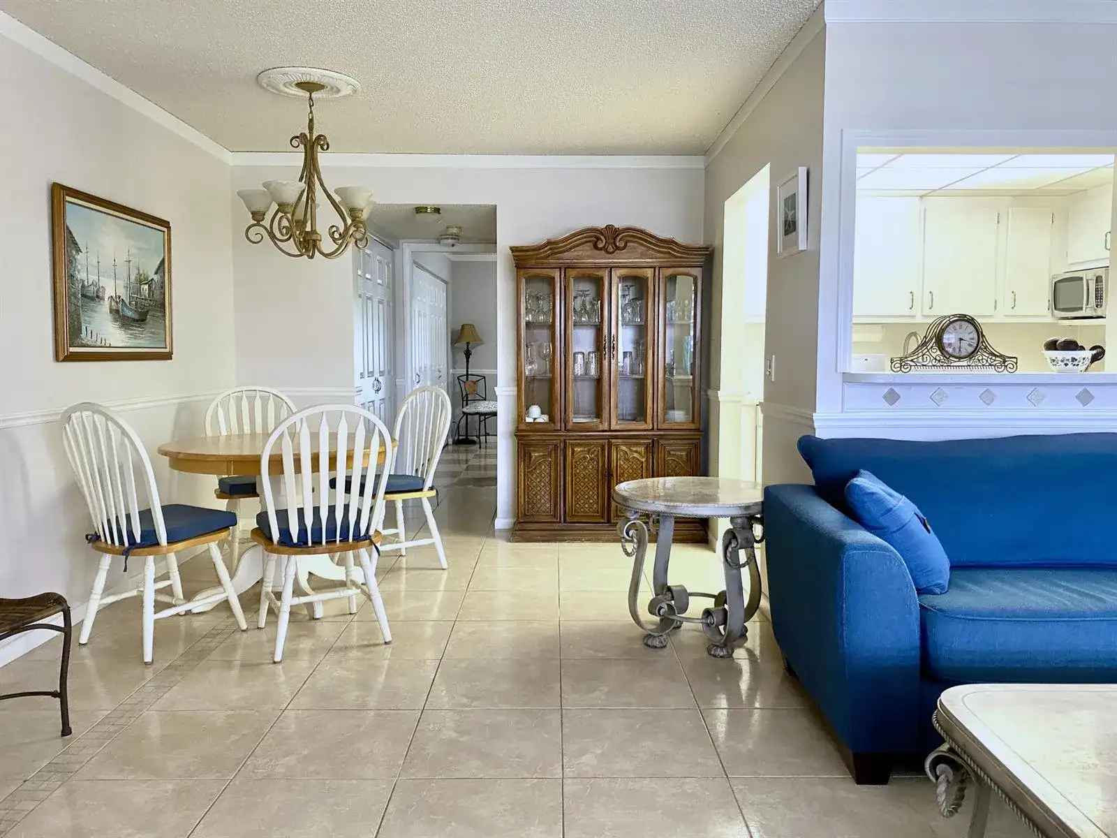 335 Farnham P, Deerfield Beach FL 33442 photo 4
