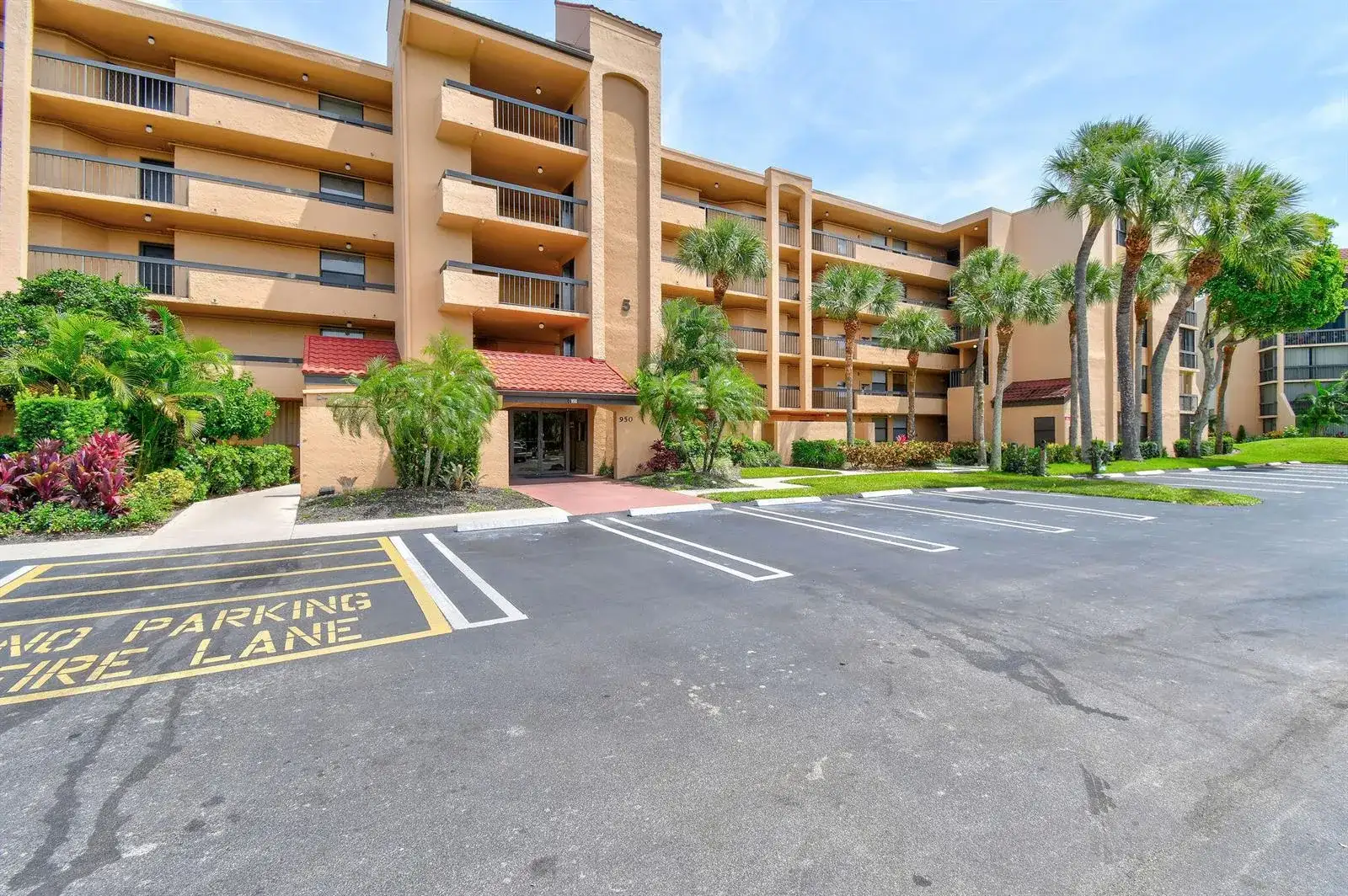 950 Egret Circle # 5108, Delray Beach FL 33444 photo 2