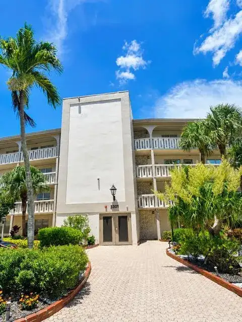 3301 Aruba Way # K2, Coconut Creek FL 33066 photo 2