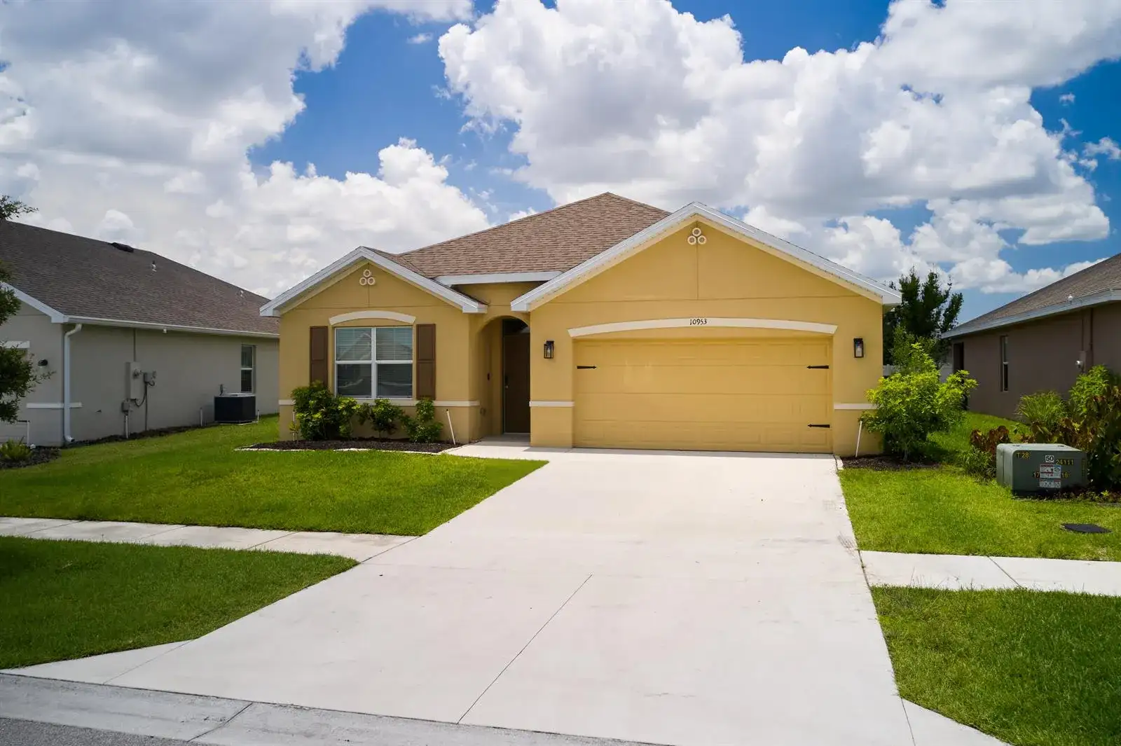 10953 SW Tessili Way, Port St. Lucie FL 34987 photo 2