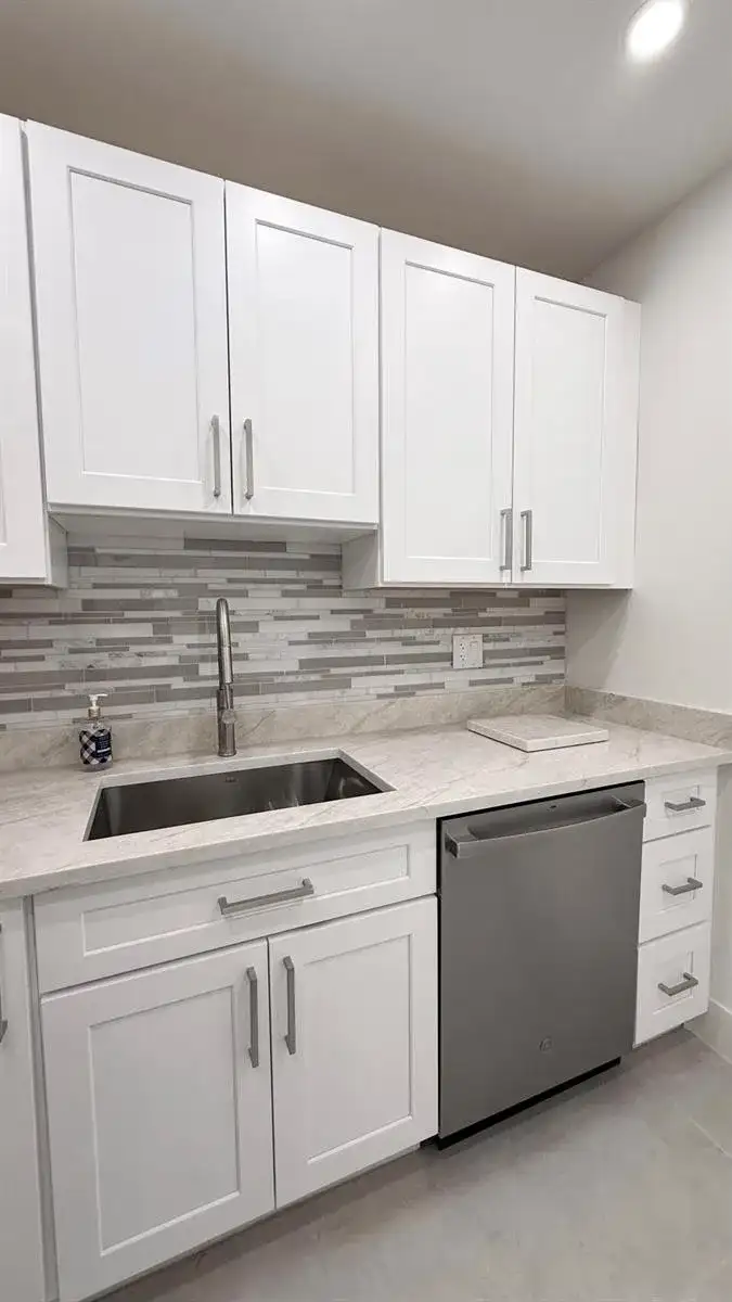 6505 Winfield Boulevard, Margate FL 33063 photo 4