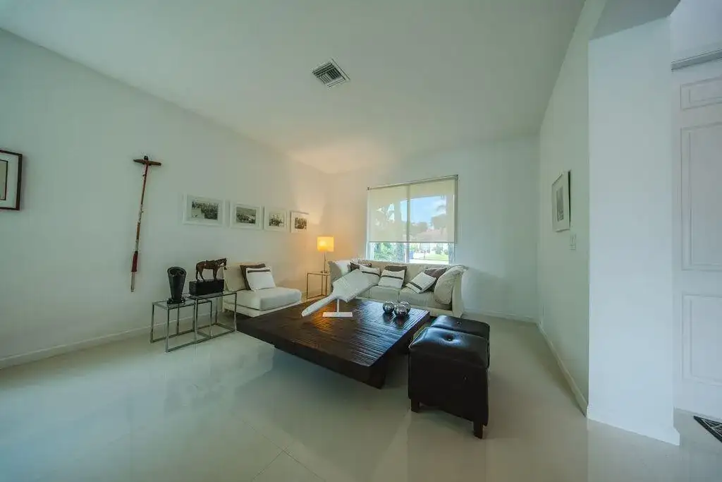 163 Bella Vista Way, Royal Palm Beach FL 33411 photo 5