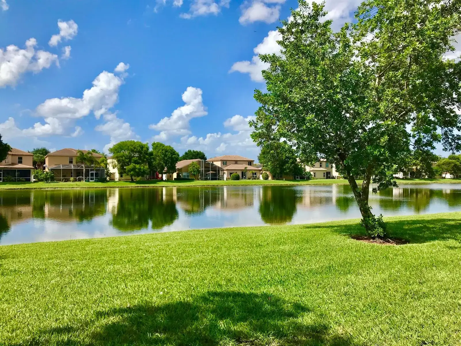 10395 Little Mustang Way, Lake Worth FL 33449 photo 2