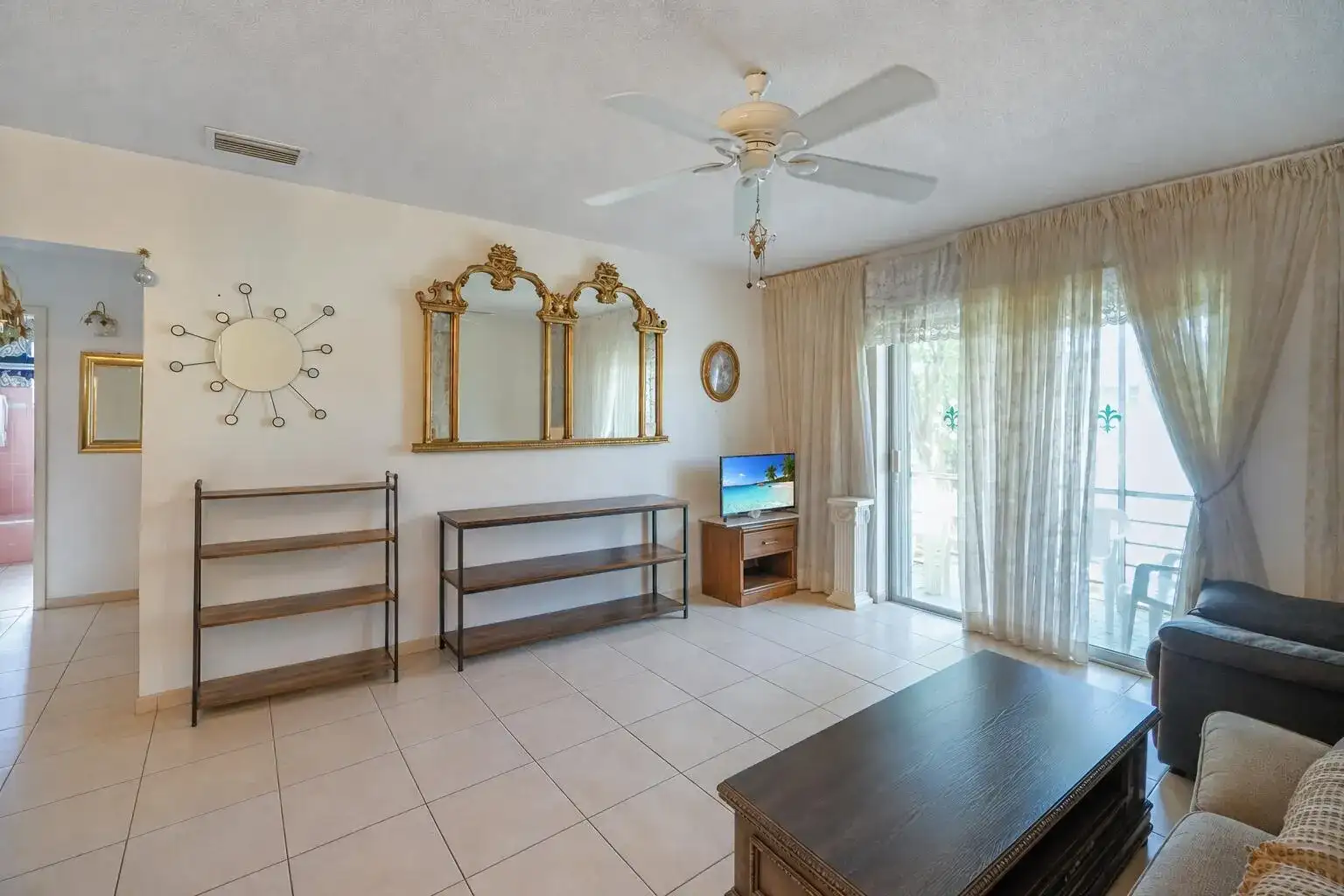 16750 NE 14th Avenue # 303, Miami FL 33162 photo 2