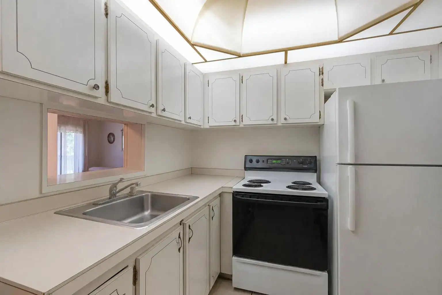 16750 NE 14th Avenue # 303, Miami FL 33162 photo 3