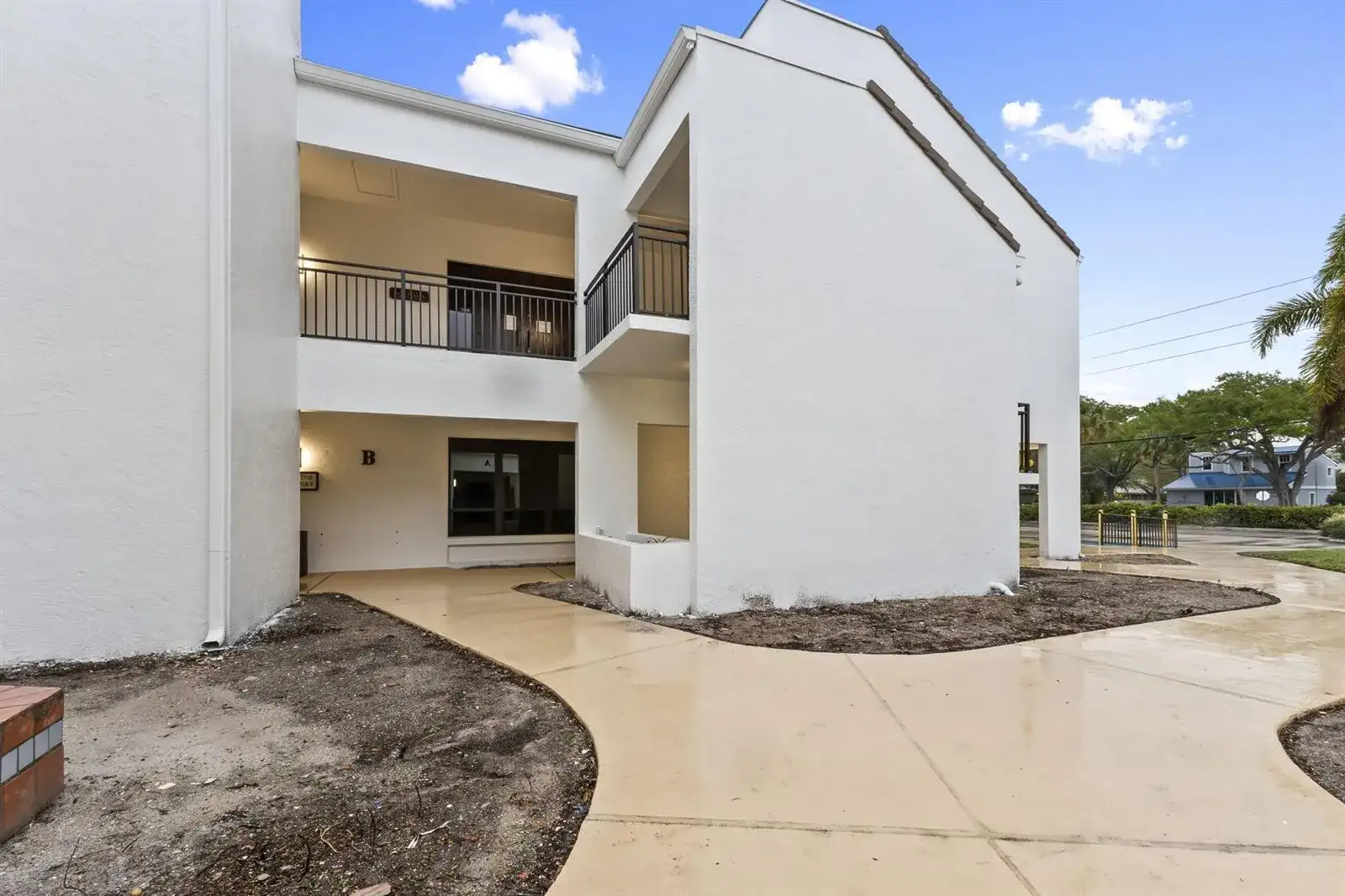 900 SE Ocean Boulevard # F256, Stuart FL 34994 photo 3