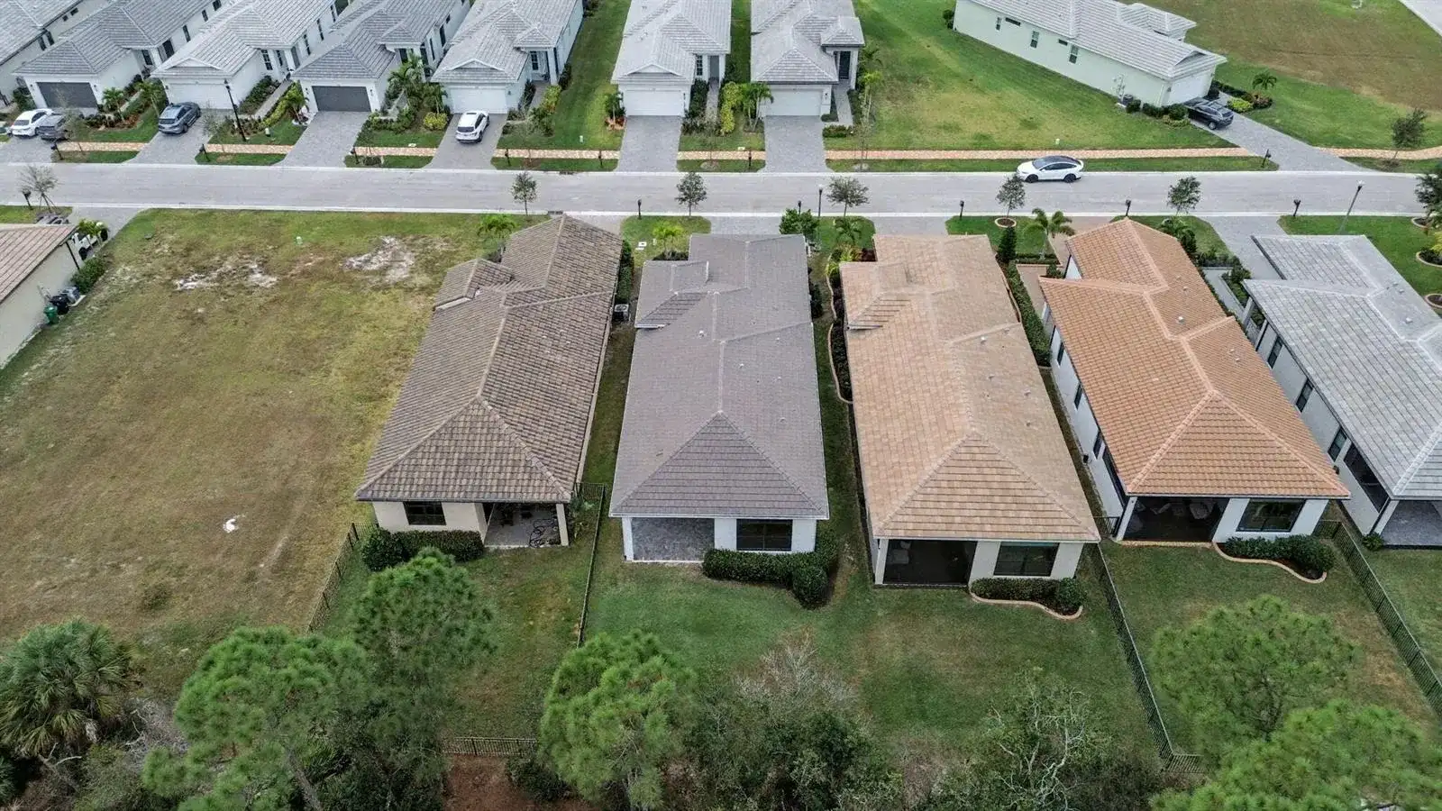176 SE Via Sangro, Port St. Lucie FL 34952 photo 4