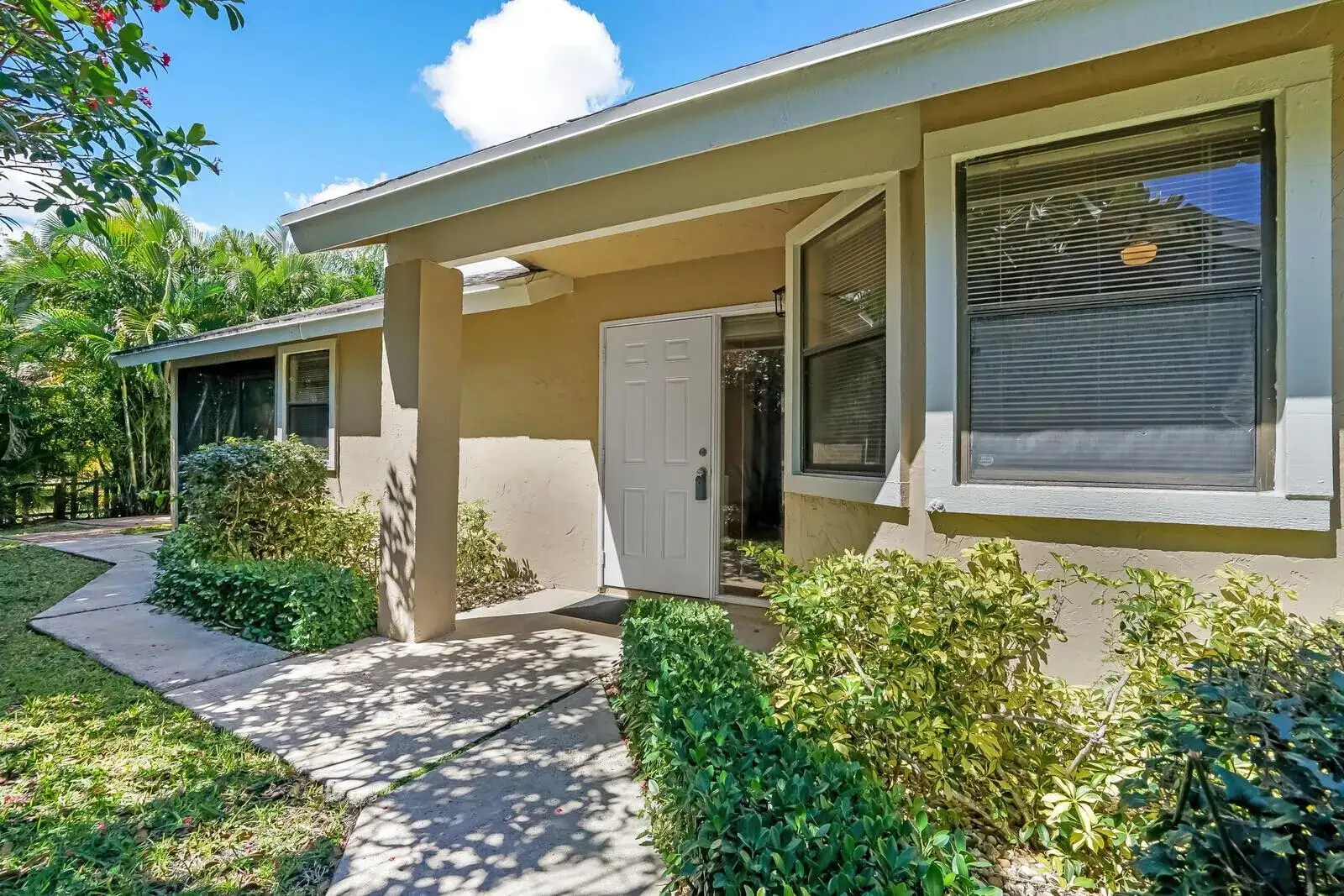 1080 NW 19th Terrace, Delray Beach FL 33445 photo 5