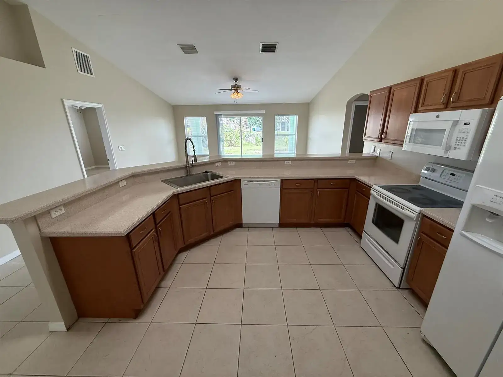 522 SW Mccomb Avenue, Port St. Lucie FL 34953 photo 4