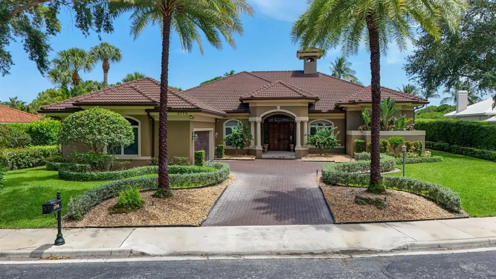 2773 Tecumseh Drive, West Palm Beach FL 33409 photo 3