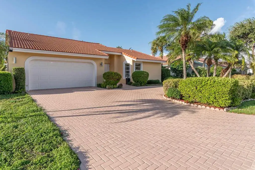 251 NW 69th Street, Boca Raton FL 33487 photo 4