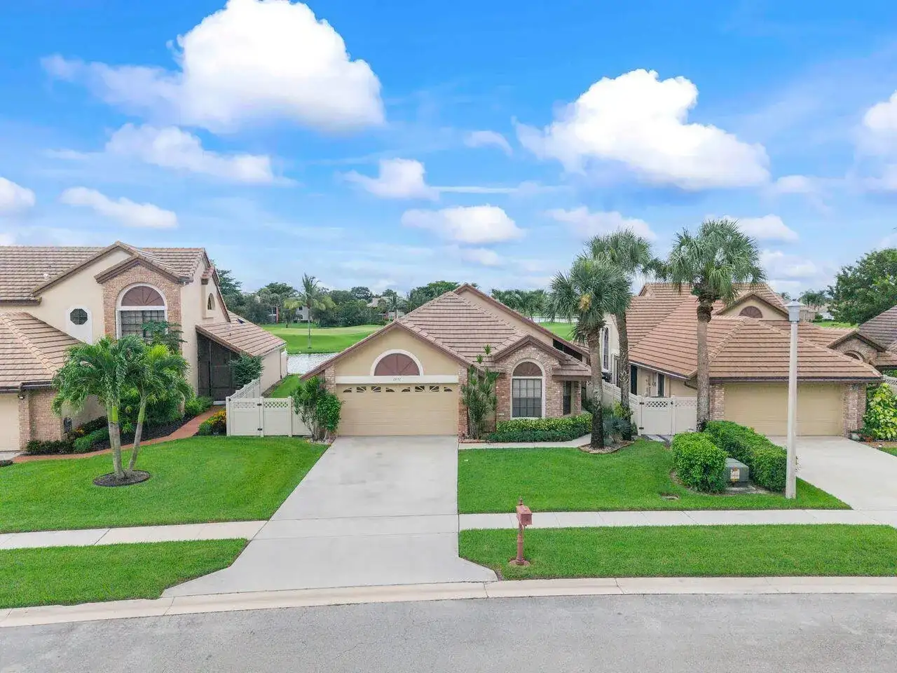 6852 Bitterbush Place, Boynton Beach FL 33472 photo 5