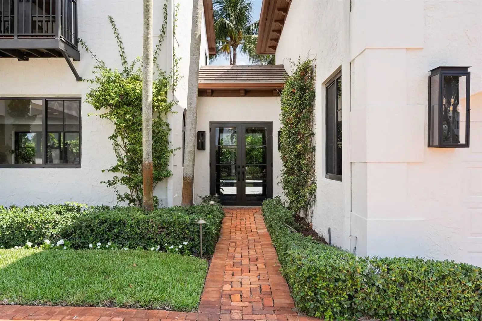 257 E Lakewood Road, West Palm Beach FL 33405 photo 4
