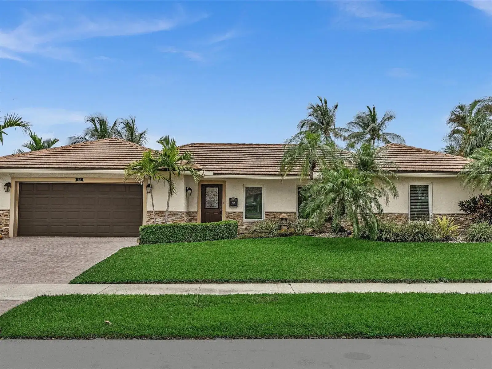 1525 SE 12th Street, Deerfield Beach FL 33441 photo 2