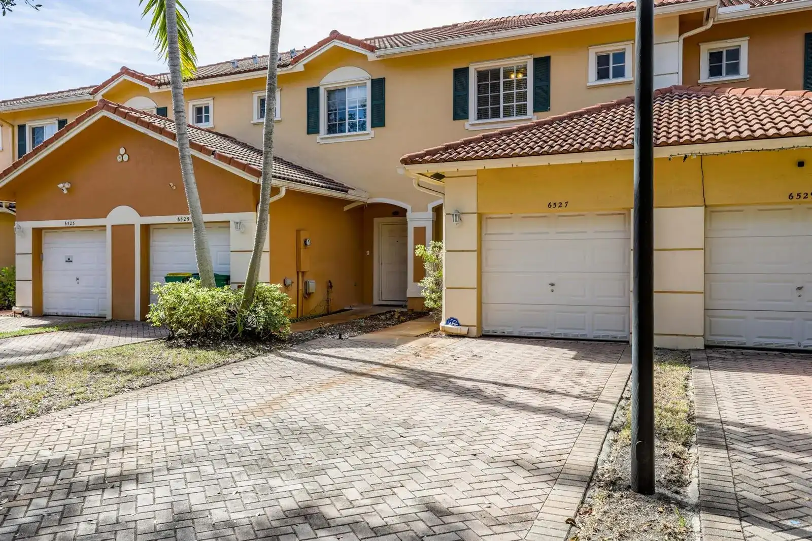 6527 Catalina Lane, Tamarac FL 33321 photo 2