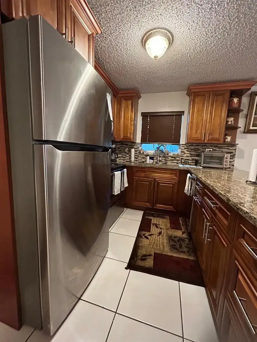 7526 SW 7th Court, North Lauderdale FL 33068 photo 2