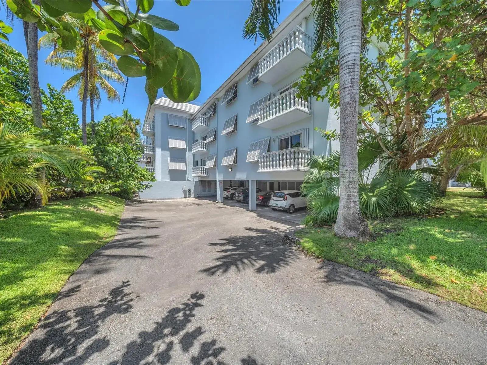1150 Madruga Avenue # C302, Miami FL 33146 photo 2
