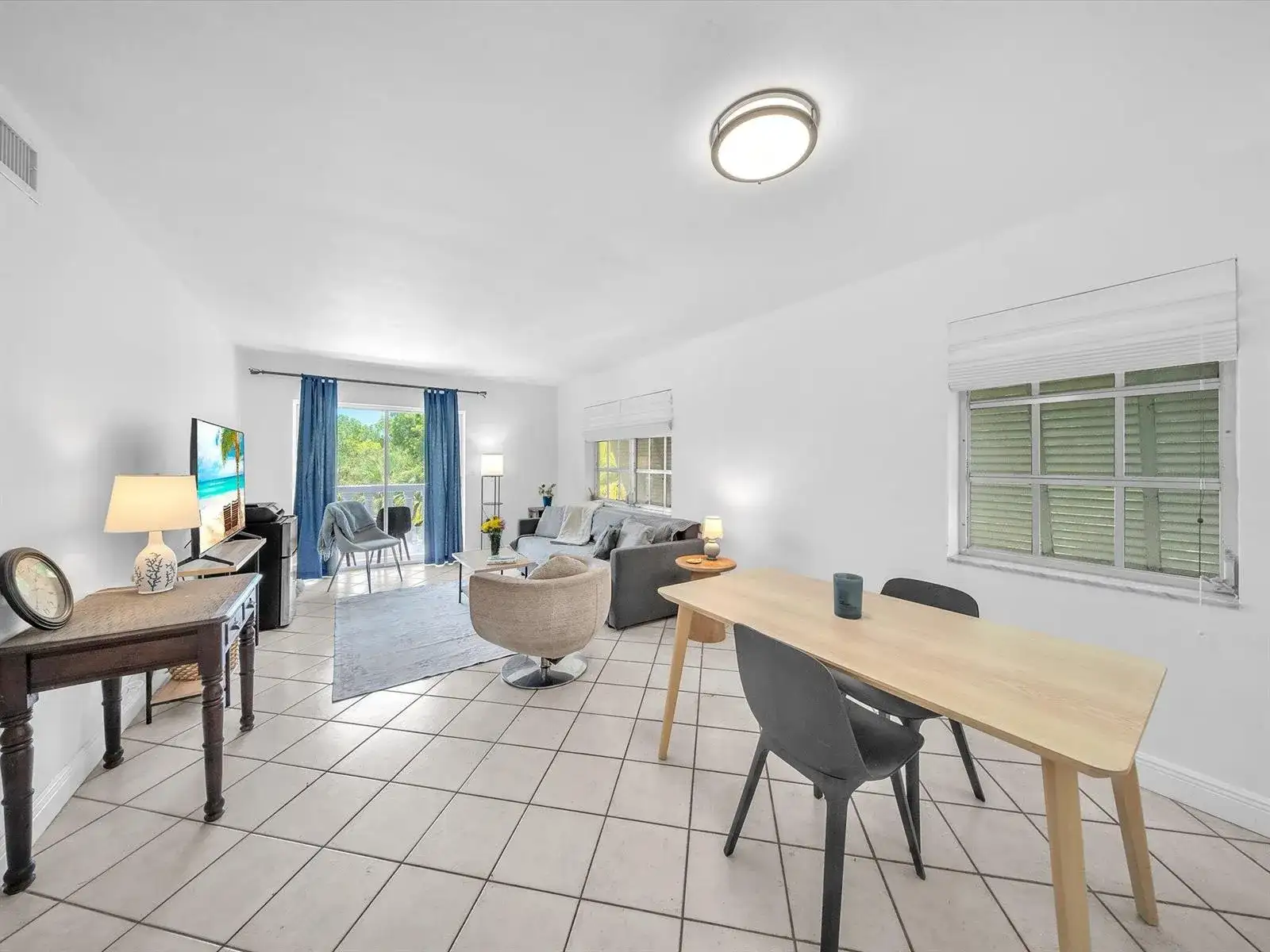1150 Madruga Avenue # C302, Miami FL 33146 photo 4
