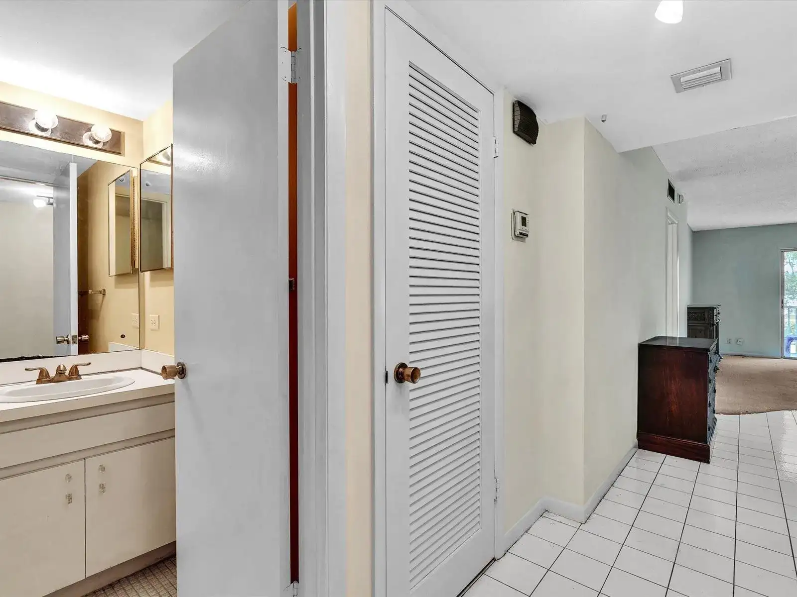 9101 W Sample Road # 204, Coral Springs FL 33065 photo 2