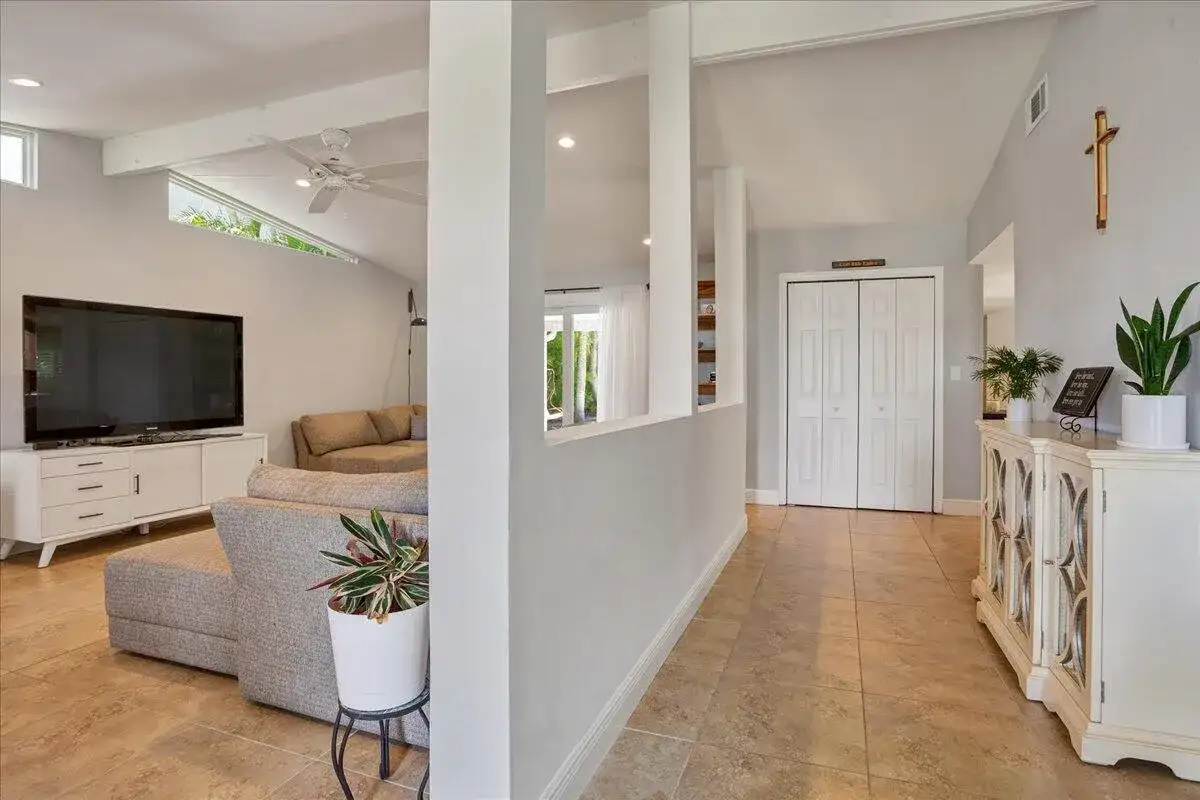 1110 SW 15th Street, Boca Raton FL 33486 photo 4
