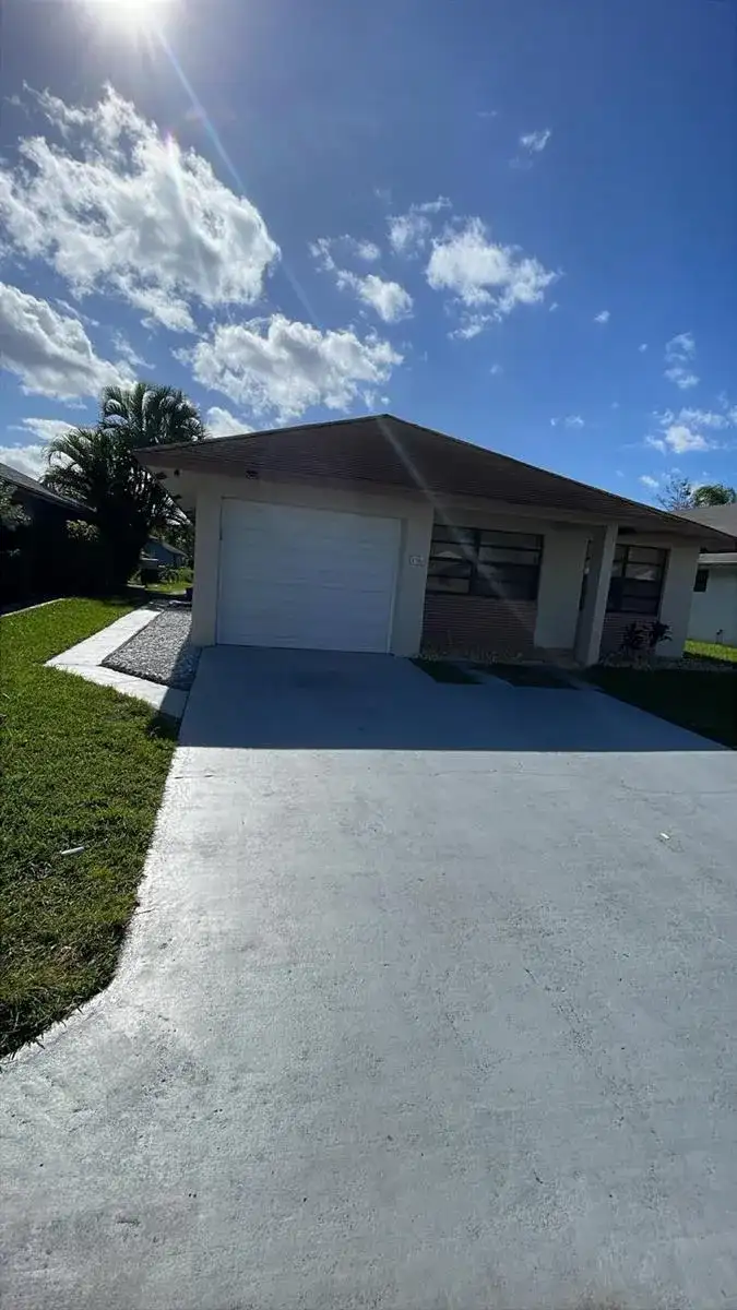 1380 Longarzo Place, West Palm Beach FL 33415 photo 3