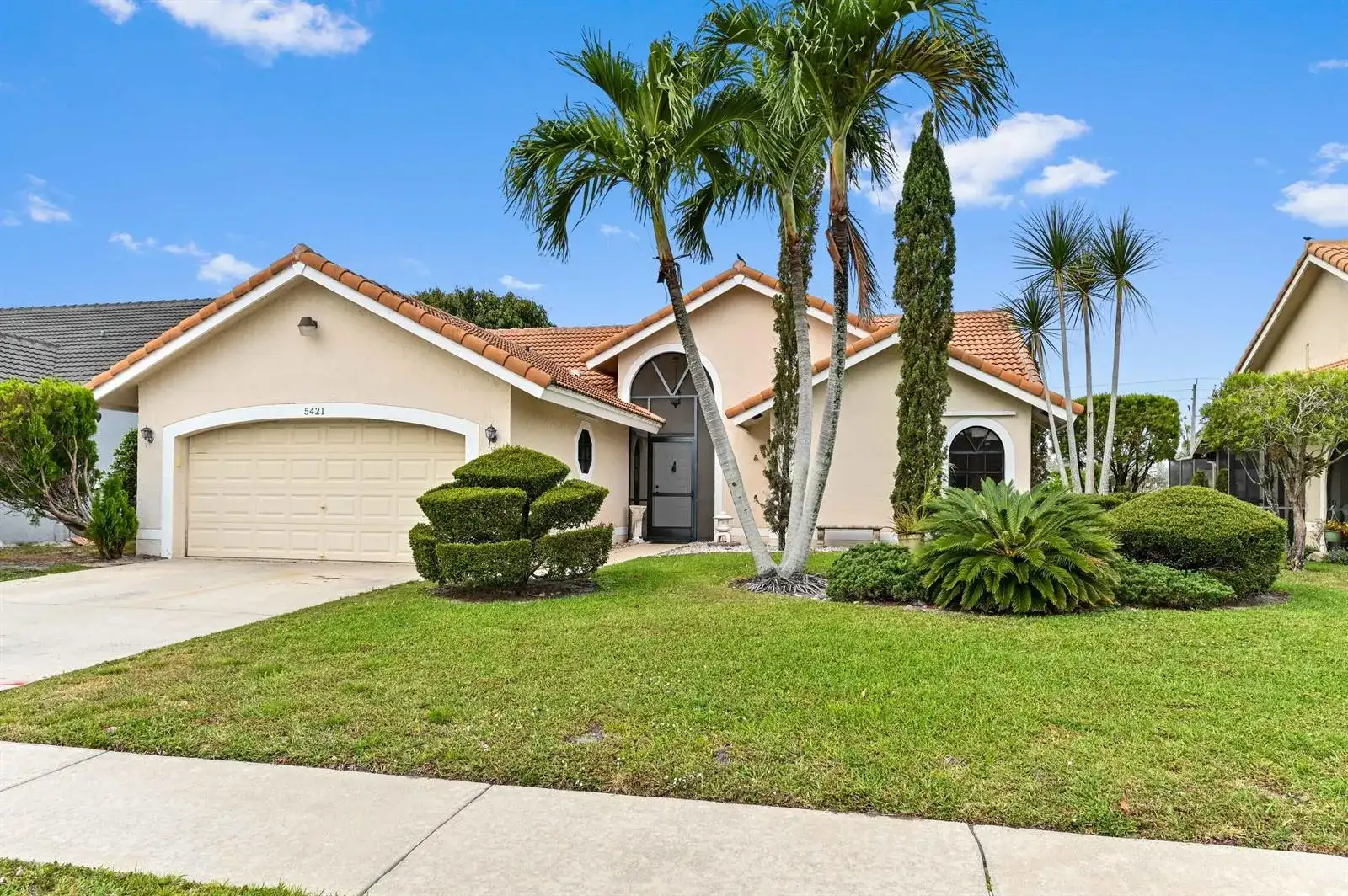 5421 Helene Circle, Boynton Beach FL 33472 photo 2