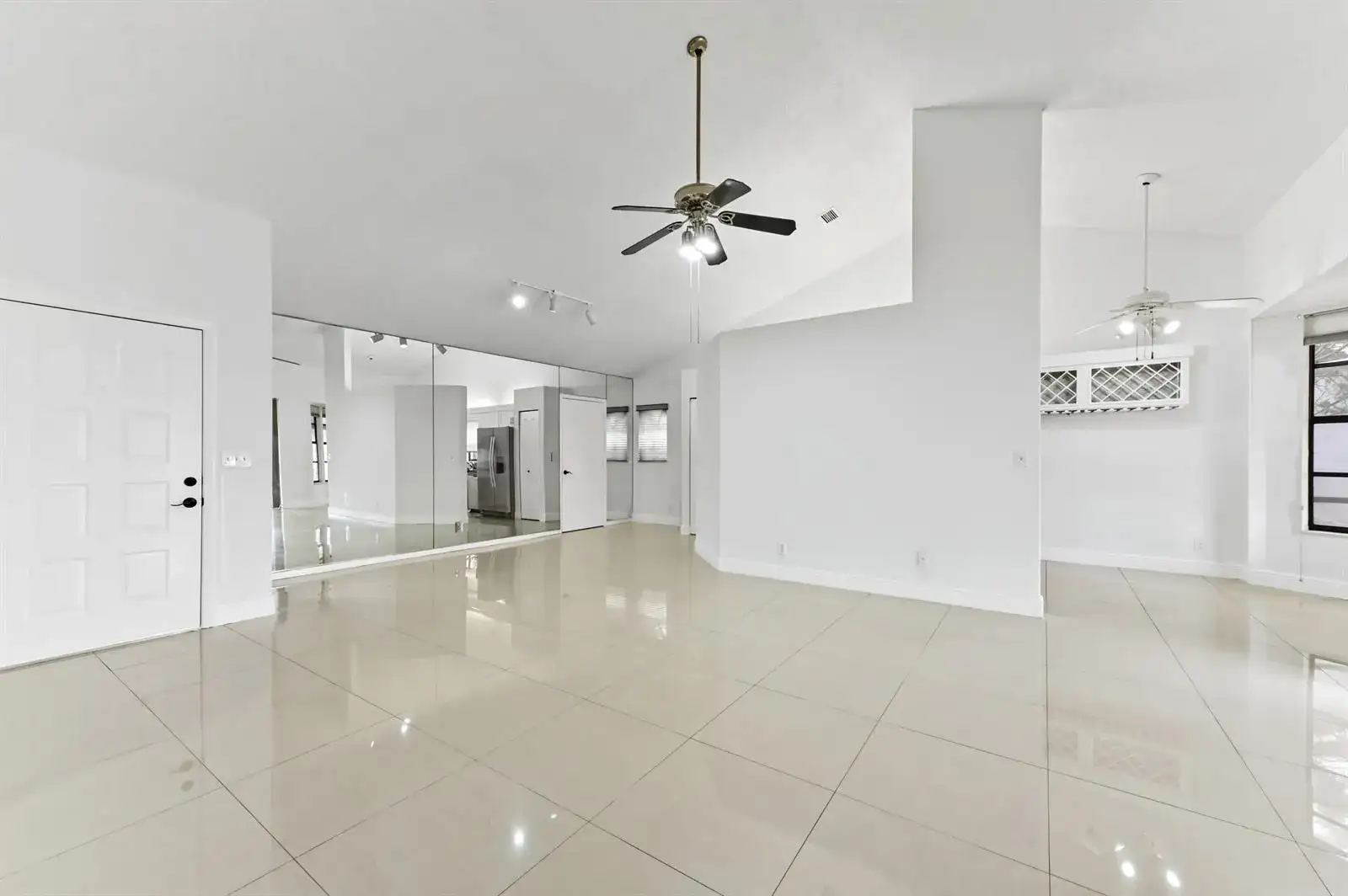 5421 Helene Circle, Boynton Beach FL 33472 photo 5