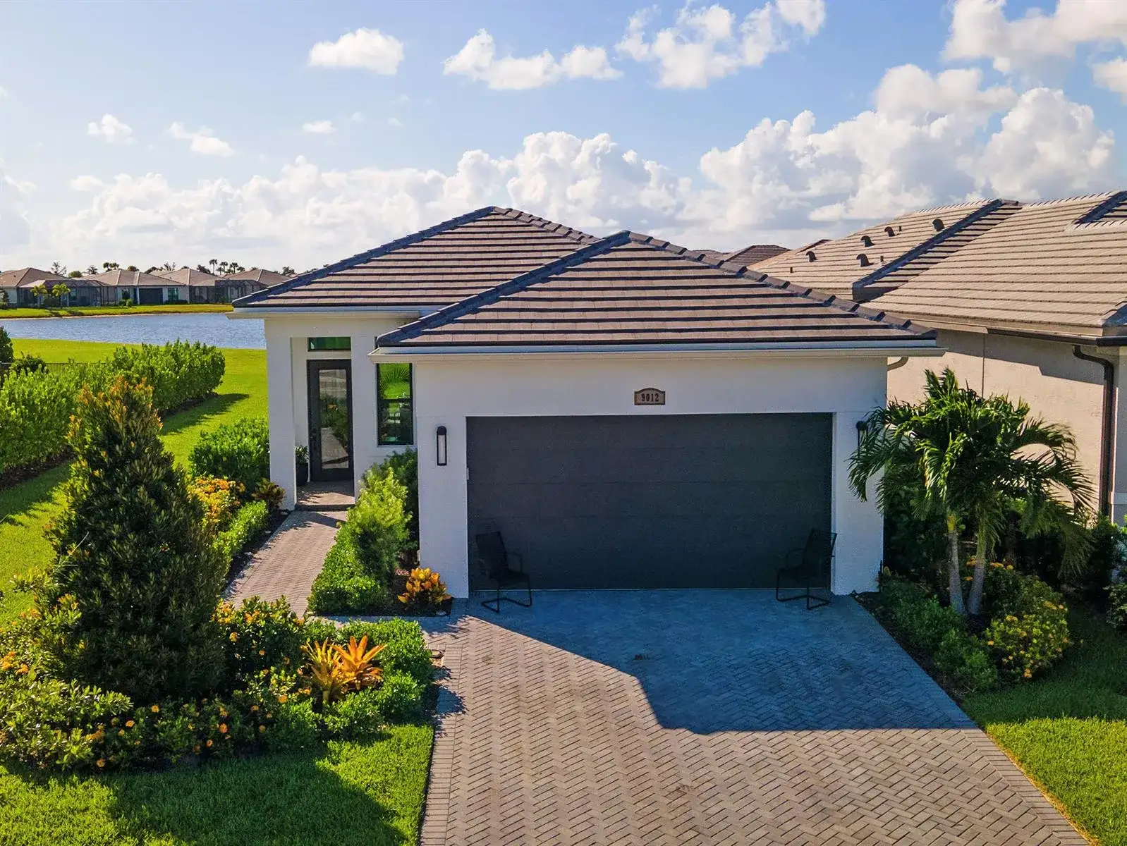 9012 SW Vetta Way, Port St. Lucie FL 34987 photo 2