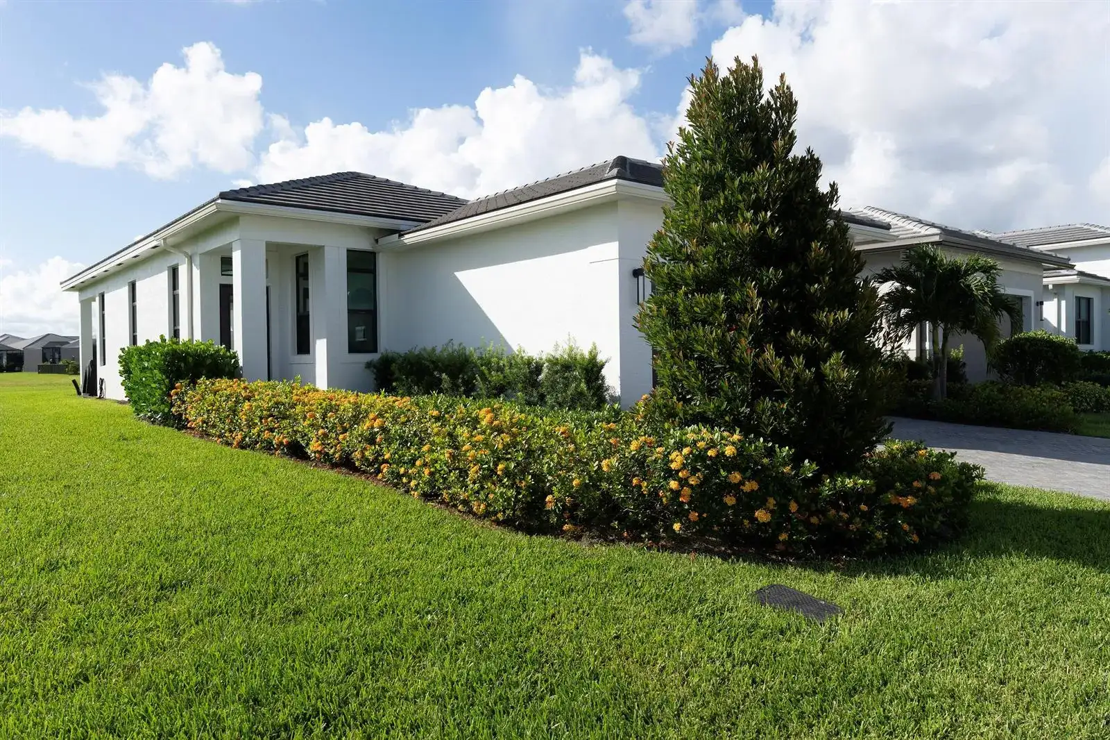 9012 SW Vetta Way, Port St. Lucie FL 34987 photo 4