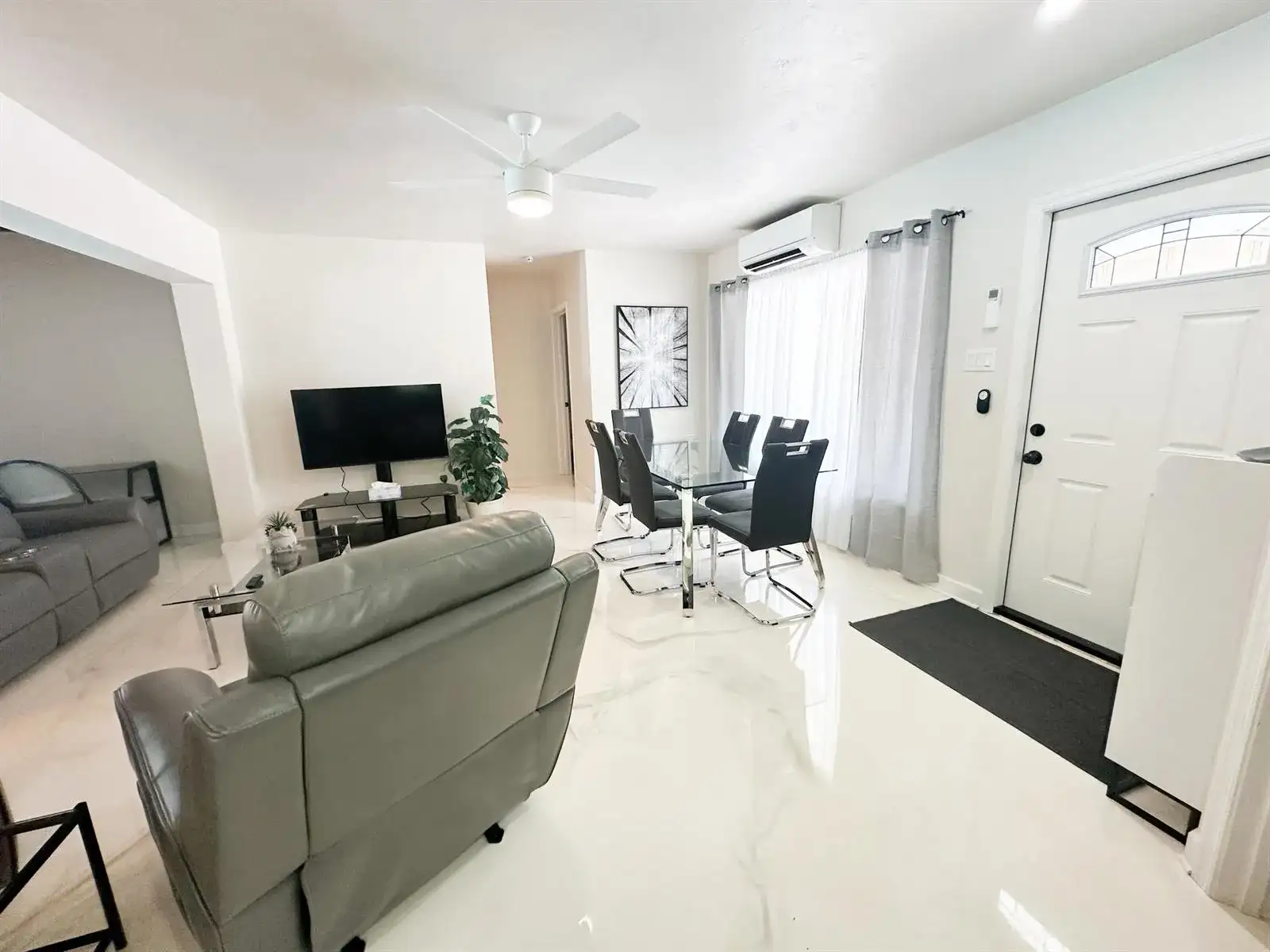 825 NE 6th Street # 2, Hallandale Beach FL 33009 photo 4