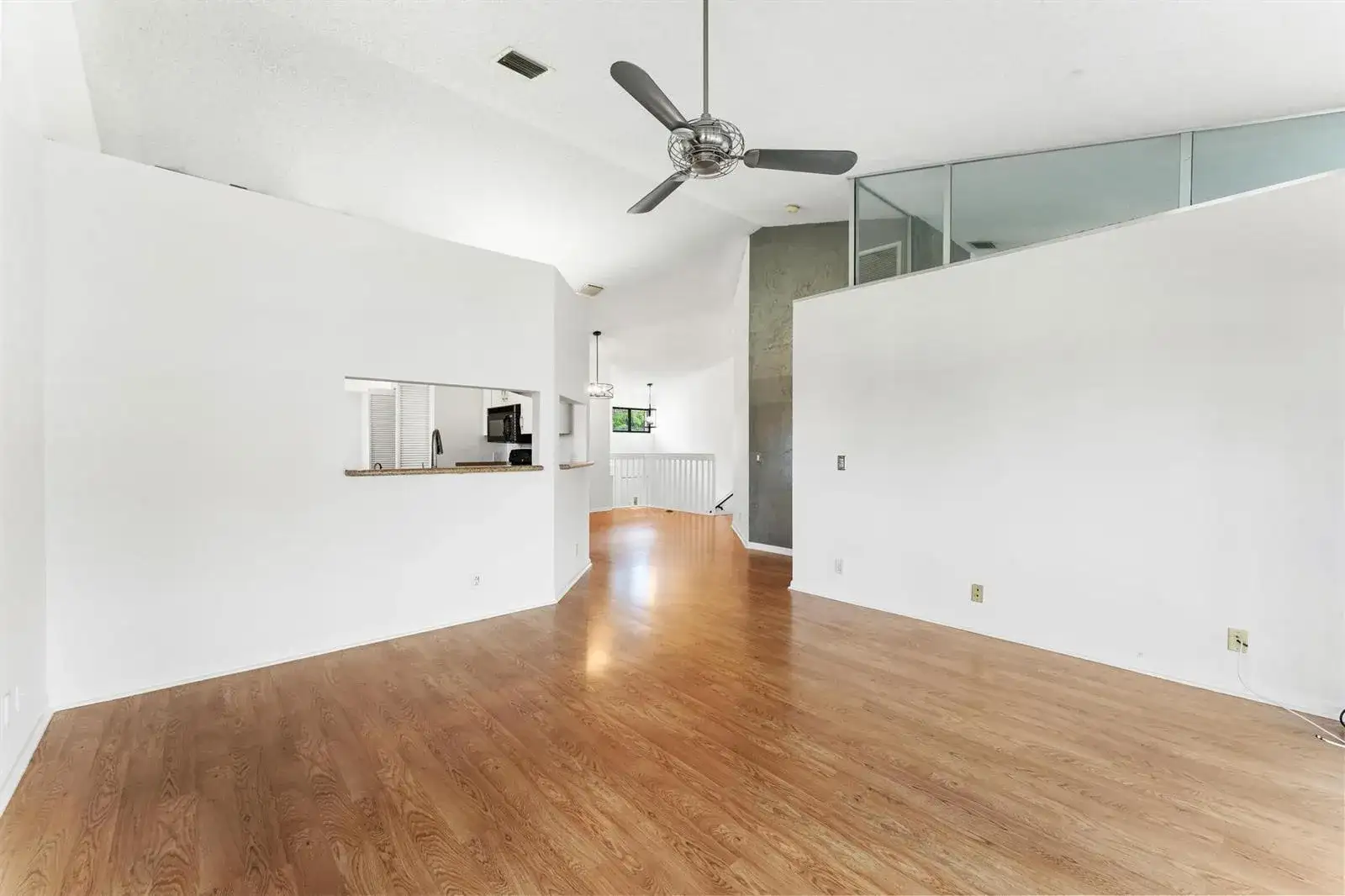 18 Vía De Casas Sur # 205, Boynton Beach FL 33426 photo 5