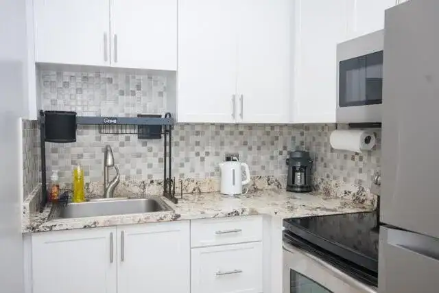 301 Croton Avenue # 303, Lantana FL 33462 photo 5